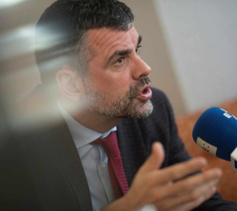 Vila admite que hay un espacio para el catalanismo moderado pero quien lo intente será "aporreado"