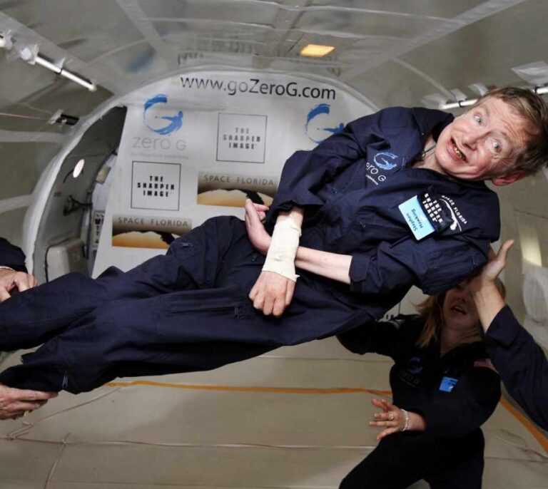 Hawking: lejos de Einstein, cerca del pueblo