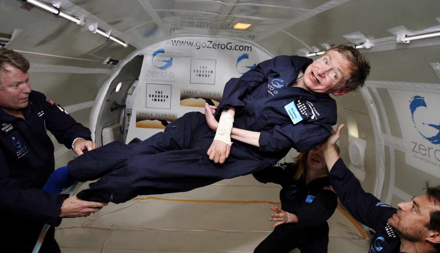 Hawking: lejos de Einstein, cerca del pueblo