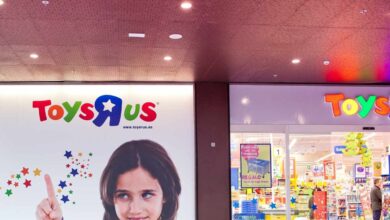 El gigante de los juguetes Toys R US estudia el cierre de sus 53 tiendas en España