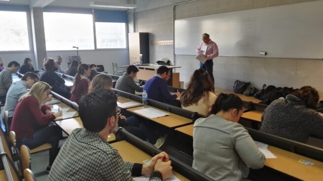 Méndez de Vigo anuncia una bajada de tasas universitarias a un año de las elecciones