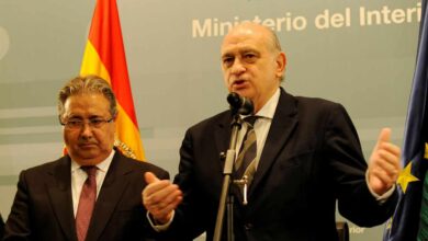 Zoido enmienda a Fernández Díaz: Villarejo no tenía permiso para sus negocios privados