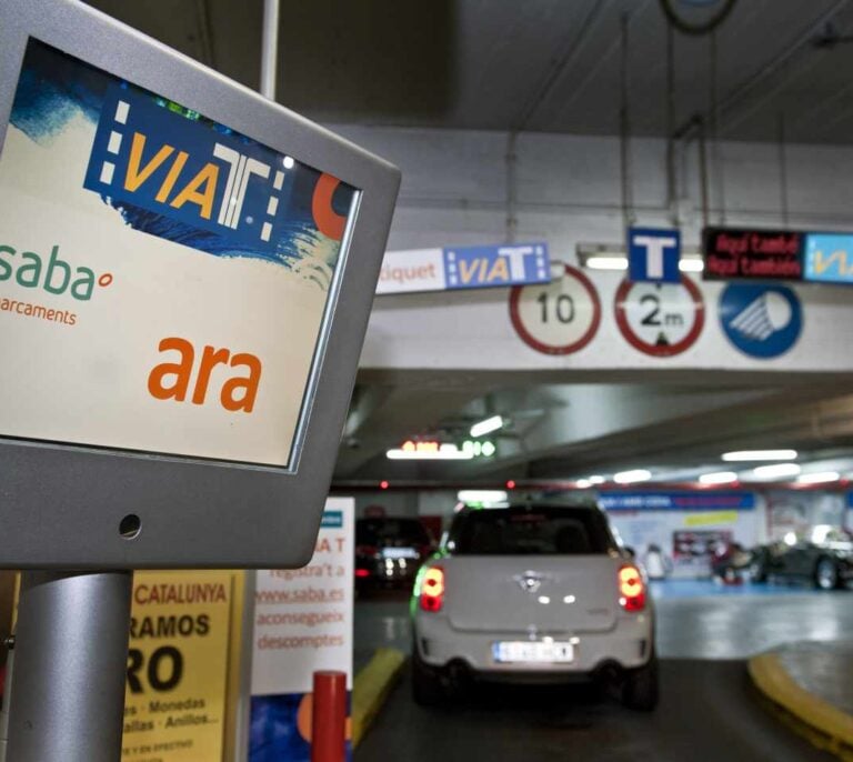 La Caixa negocia la compra del 100% del grupo de aparcamientos Saba