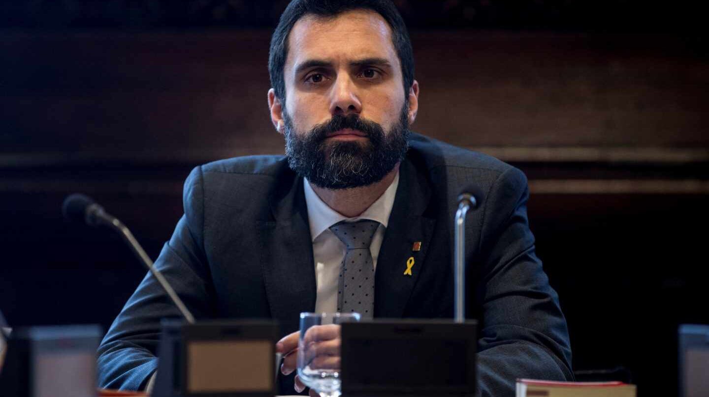 El presidente del Parlament durante la reunión de la Mesa que ha admitido el voto delegado de Puigdemont