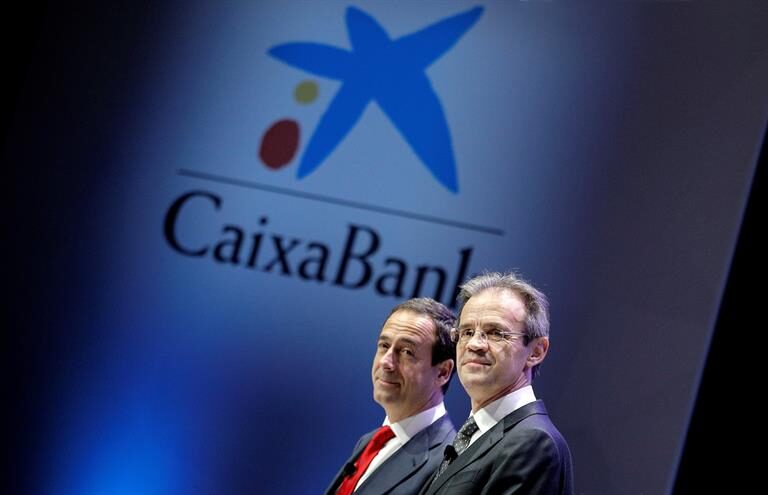 CaixaBank eleva su beneficio un 74% tras la integración completa de BPI