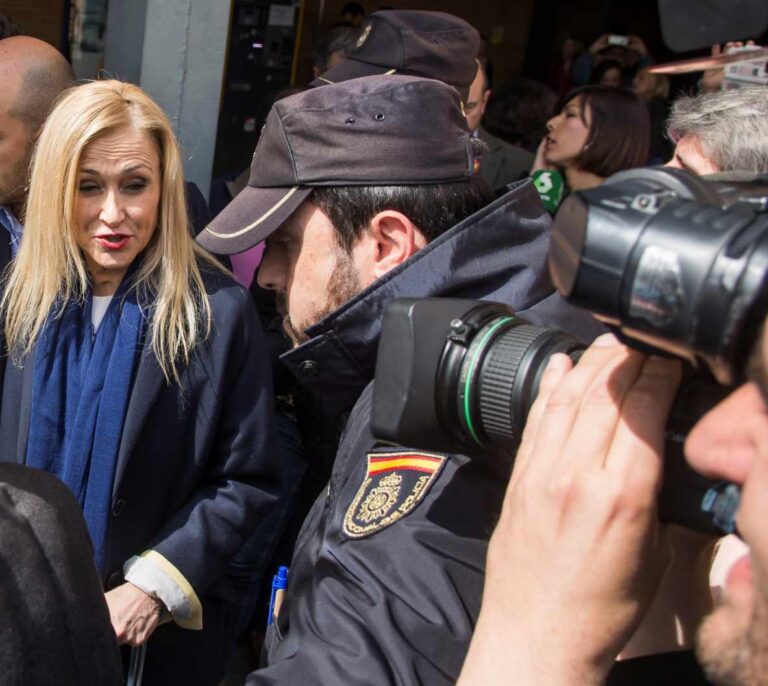 Ciudadanos da por enterrada a Cifuentes: "Se va a tener que marchar igual"