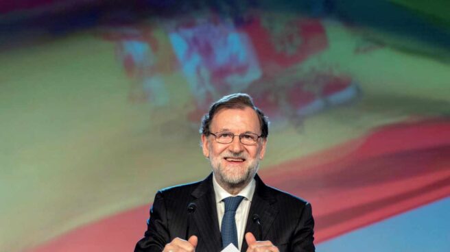 Rajoy asegura que cumplió con su "obligación" al destituir a los miembros de la Generalitat