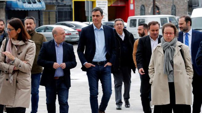 El PSOE no se contenta con la dimisión de Cifuentes y pide a C's que eche al PP