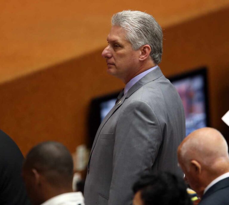 Díaz-Canel, el discreto encanto de la 'generación perdida', al mando en Cuba