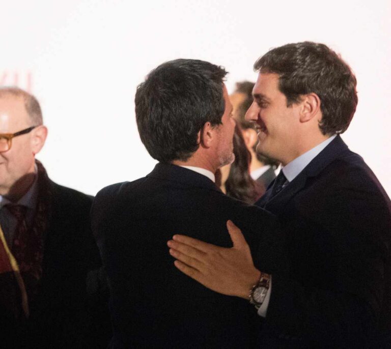 Valls: "Contad conmigo, siempre estaré para el combate de la democracia"
