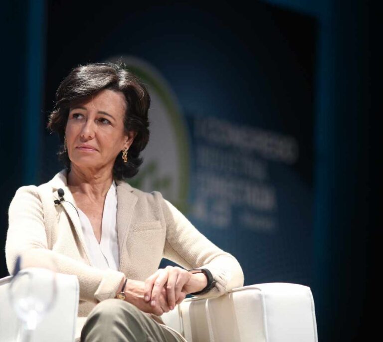 Ana Botín critica la sentencia de La Manada y alerta de la teoría de Harvard del depredador sexual