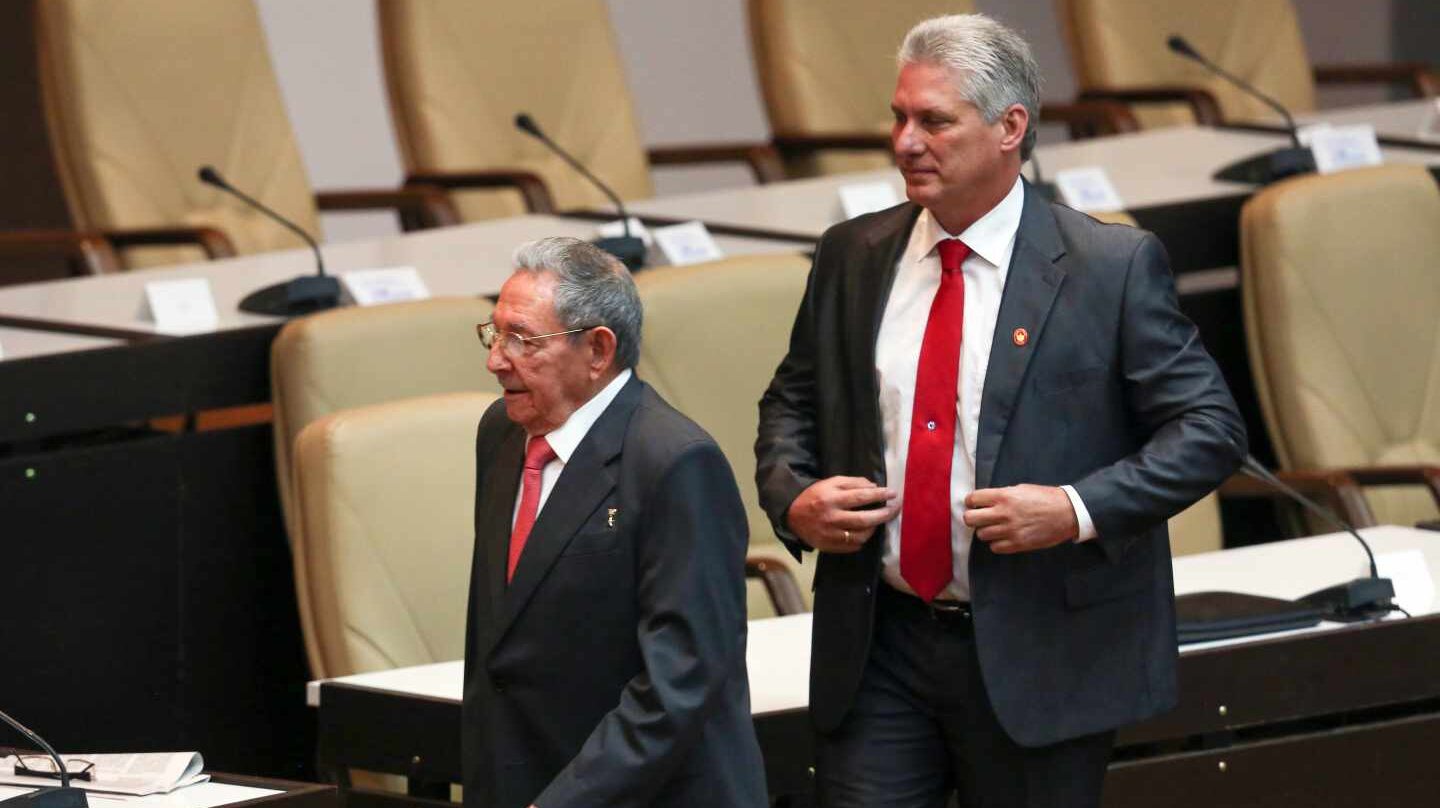 Miguel Díaz-Canel sigue la estela de Raúl Castro en la Asamblea Nacional de La Habana.