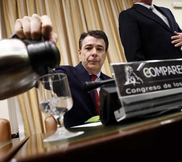 González niega que se utilizara dinero del Canal para mejorar su imagen o la de Aguirre