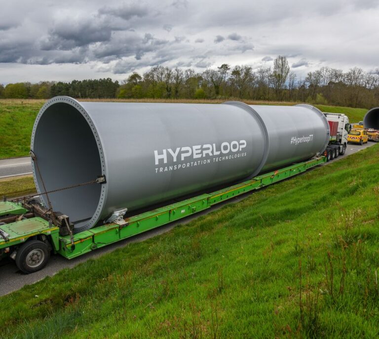 Abu Dabi acuerda con Dubai la primera ruta comercial de Hyperloop del mundo