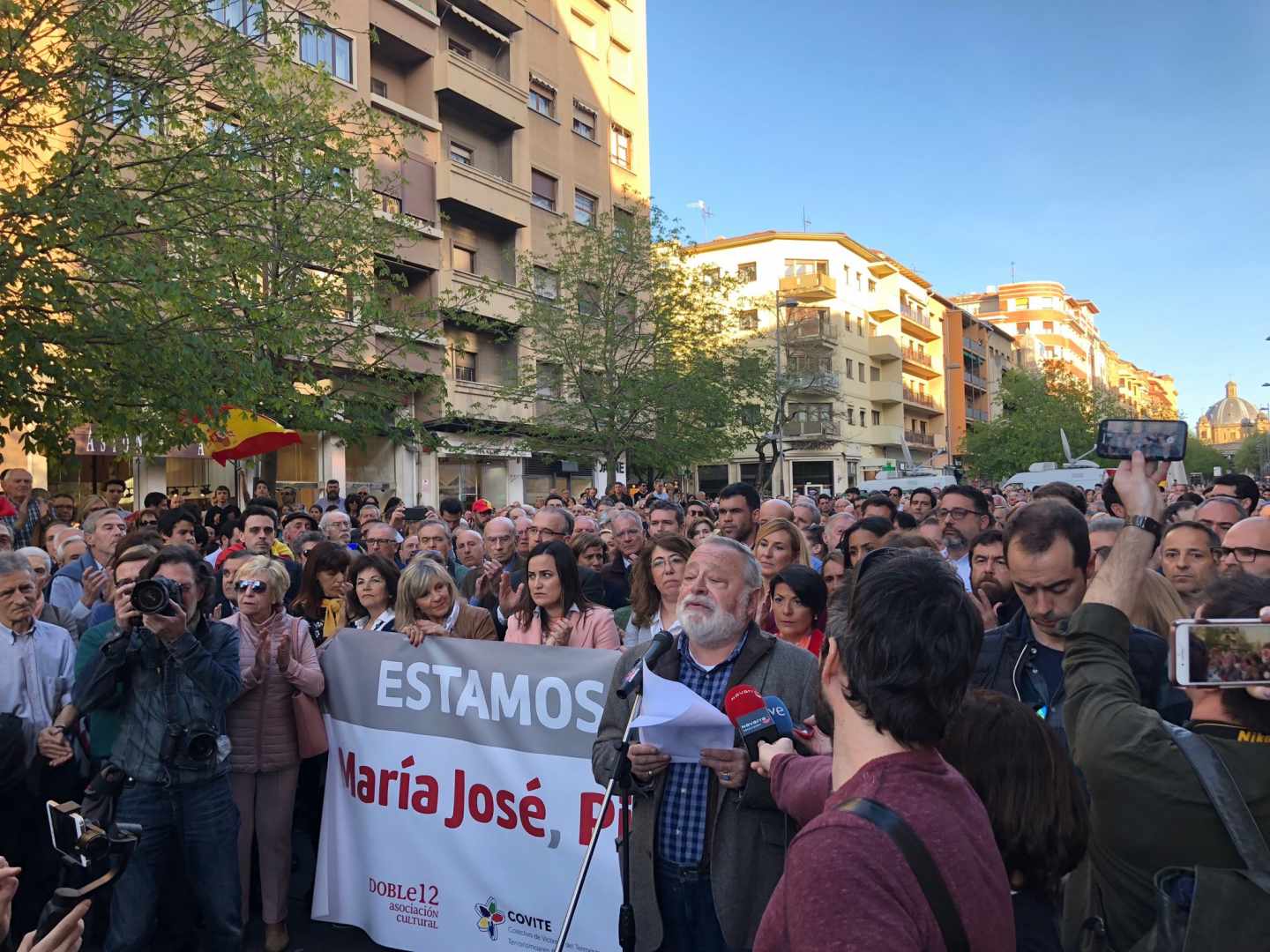 El filósofo Fernando savater durante su intervención en el acto de apoyo a las cuatro víctimas de la agresión de Alsasua.