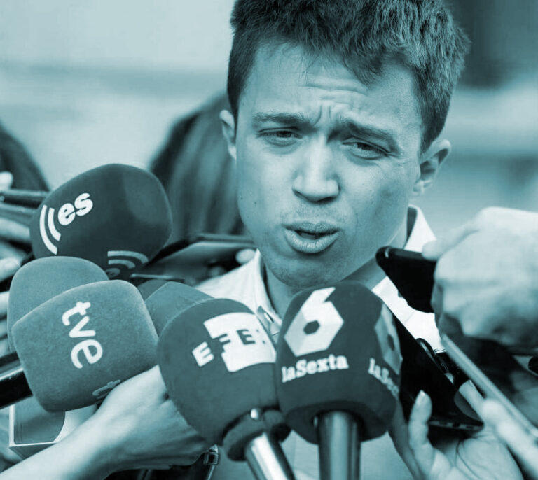 Bescansa pone a Errejón contra las cuerdas