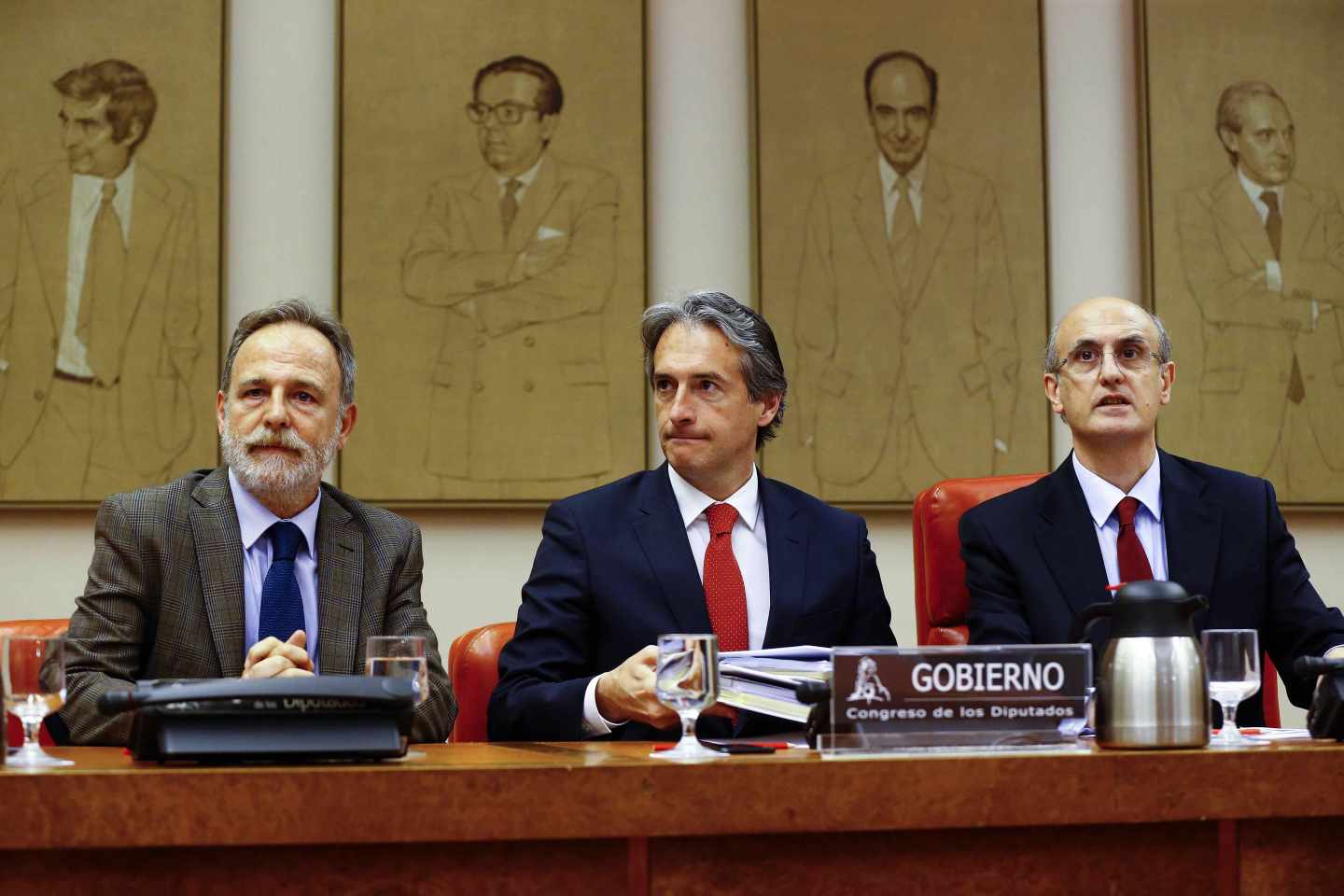 El ministro de Fomento, Iñigo de la Serna, en la comisión del Congreso de Fomento.