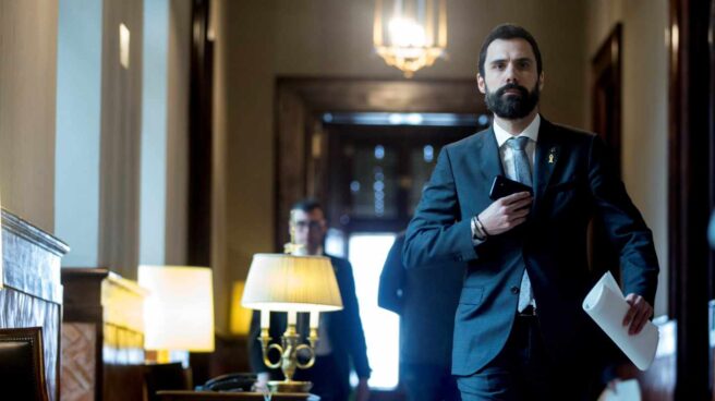 Roger Torrent sale de la reunión de la Mesa del Parlament. Roger Torrent sale de la reunión de la Mesa del Parlament.