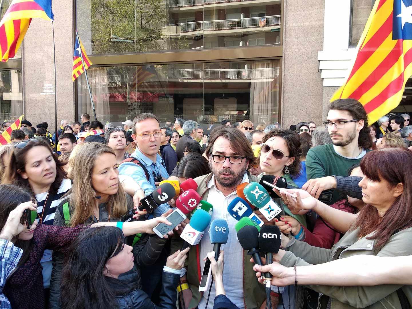 Camil Ros, líder de UGT en Cataluña, en la manifestación independentista.