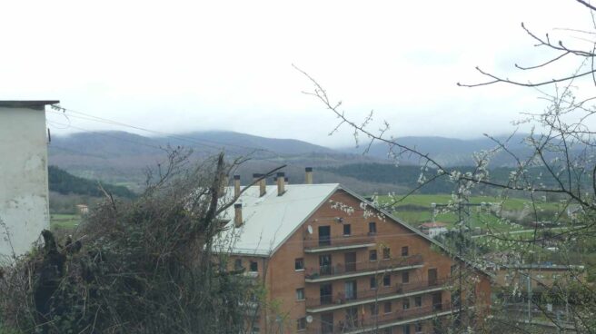 Imagen del cuartel de la Guardia Civil de Alsasua, ubicado en una ladera a dos kilómetros del municipio.