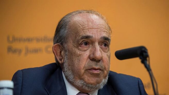 alvarez conde Enrique Álvarez Conde, catedrático de Derecho Constitucional y director del máster en el que se matriculó Cristina Cifuentes.