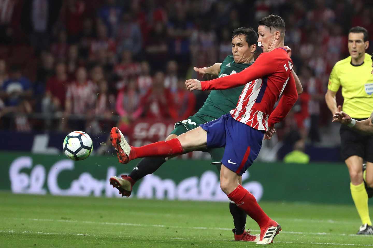 Partido de Liga disputado entre el Atlético de Madrid y el Betis.