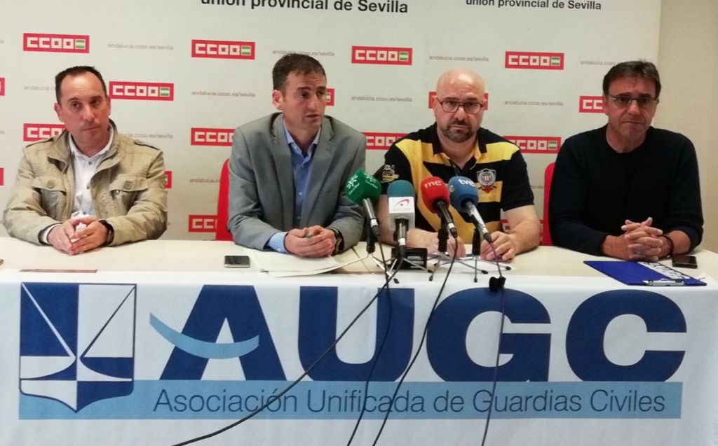 José Manuel Manso, Juan Fernández, José Encinas y Javier Torrellas, durante la rueda de prensa ofrecida este viernes en Sevilla.