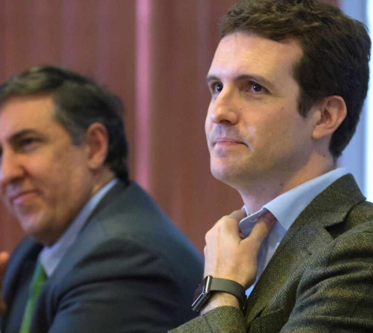 Pablo Casado cursó el mismo máster que Cifuentes en 2009 y no recuerda si iba a clase y hacía exámenes