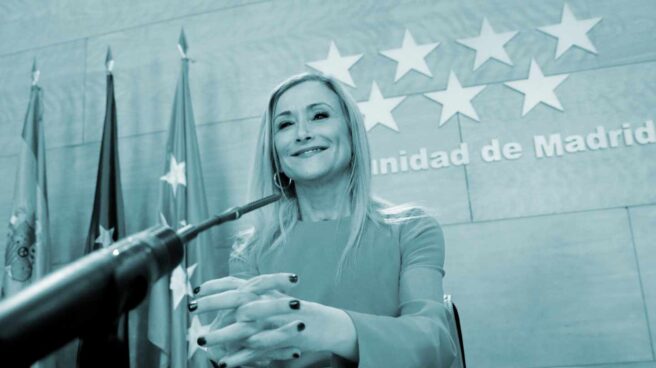 Cifuentes suma a su lista de enemigos al rector de la Rey Juan Carlos