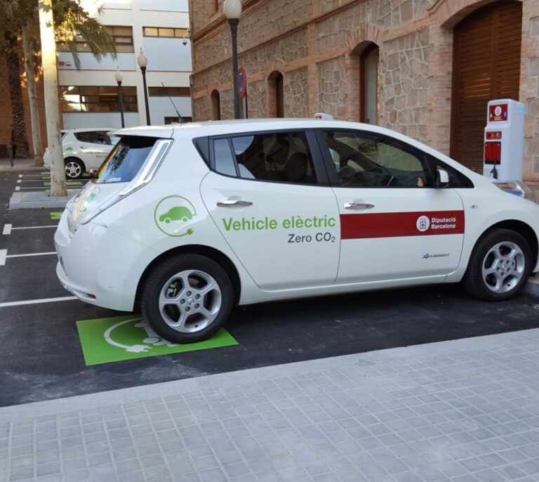 Place to Plug activa la última tecnología en servicios de recarga para coche eléctrico con acceso puntual y anónima