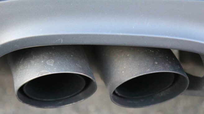 La OCU denuncia que casi el 70% de coches emiten más CO2 de lo que declaran