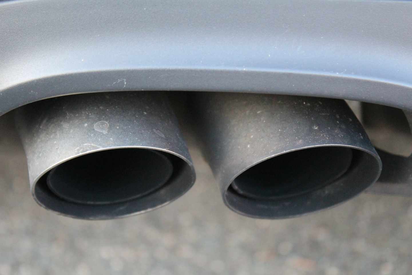 La OCU denuncia que casi el 70% de coches emiten más CO2 de lo que declaran
