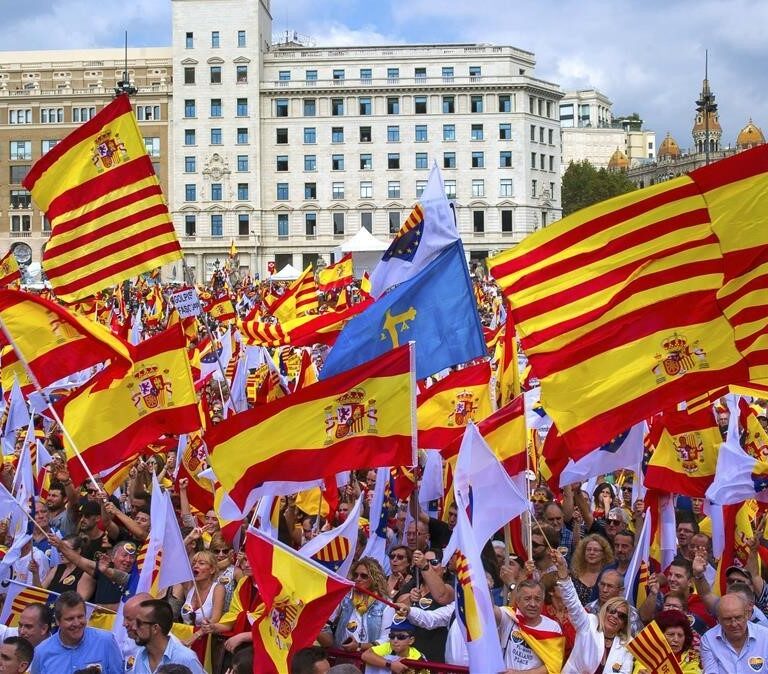 Las agencias agrandan la brecha de solvencia entre Cataluña y el resto de España