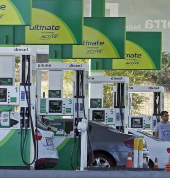 Llenar el depósito de diésel roza ya los 100 euros: el precio [...]