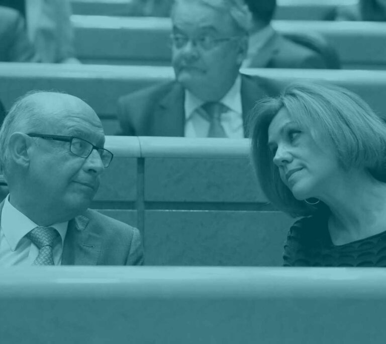 La Guardia Civil hace jaque a Montoro