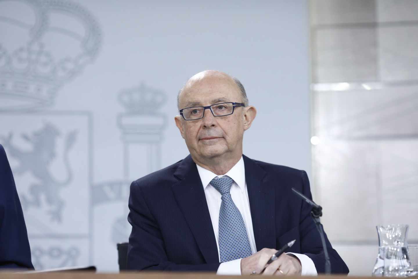 El ministro de Hacienda, Cristóbal Montoro, ha sido requerido por el juez Llarena.