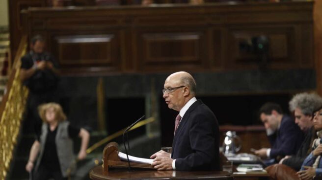 El ministro de Hacienda, Cristóbal Montoro, defiende los Presupuestos para 2018.