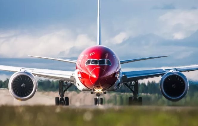 Un avión de la aerolínea Norwegian.