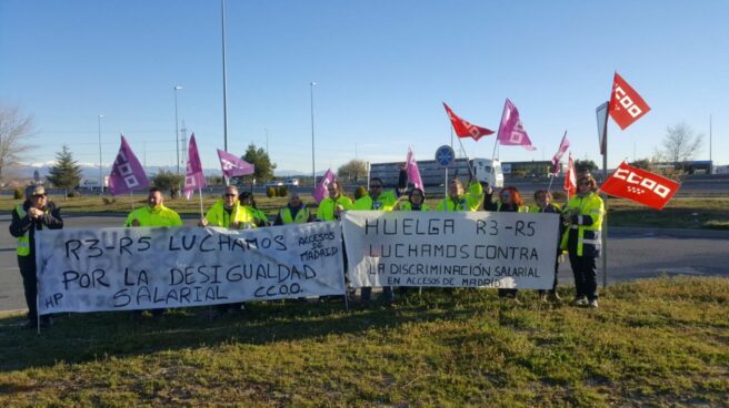 Protesta de trabajadores en la R-3 y R-5 la pasada Semana Santa. Protesta de trabajadores en la R-3 y R-5 la pasada Semana Santa.