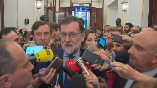 Rajoy declarando ante la prensa Rajoy declarando ante la prensa