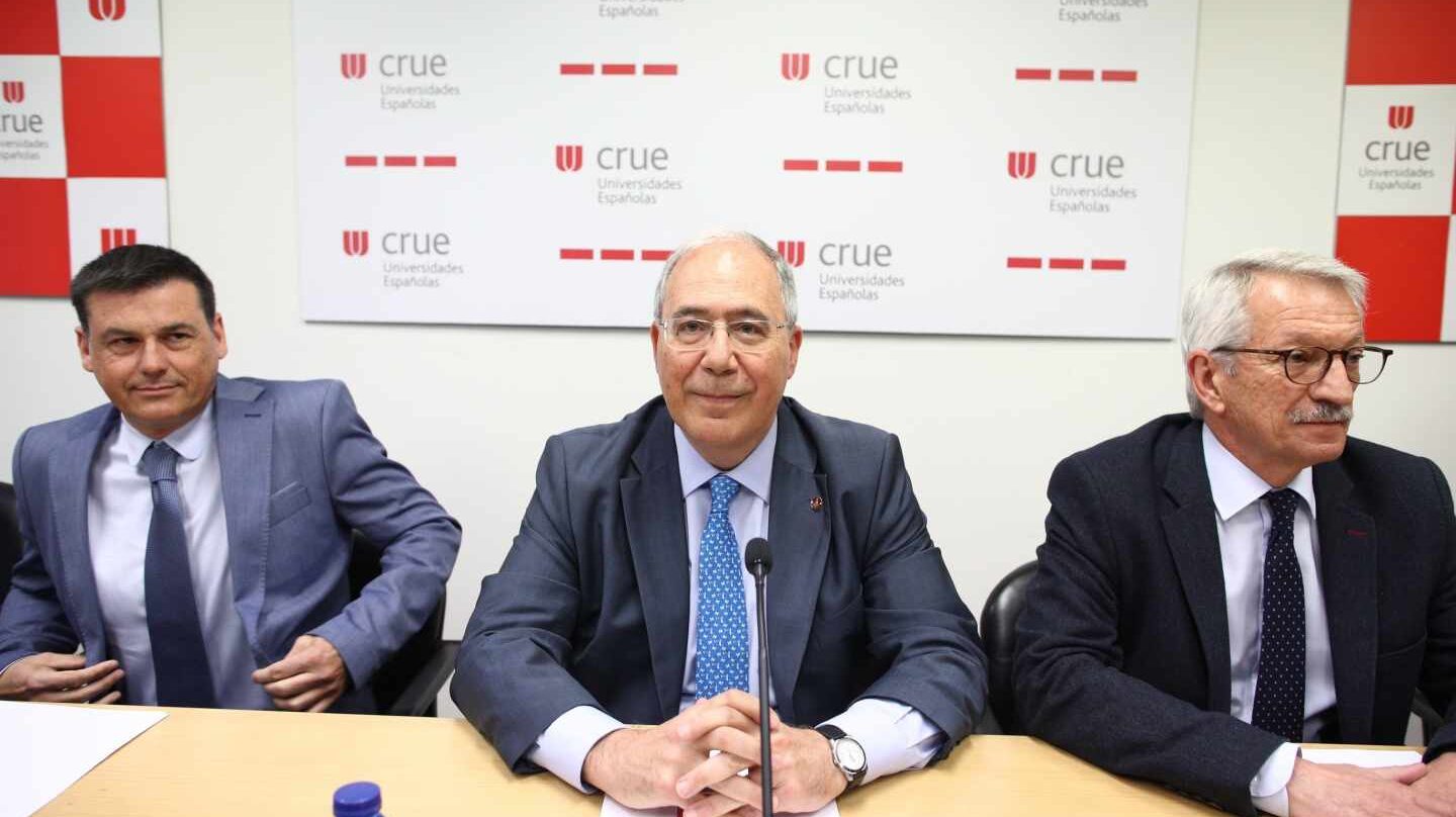 Comparecencia de la cúpula directiva de la Conferencia de Rectores para pronunciarse sobre el máster de Cristina Cifuentes.