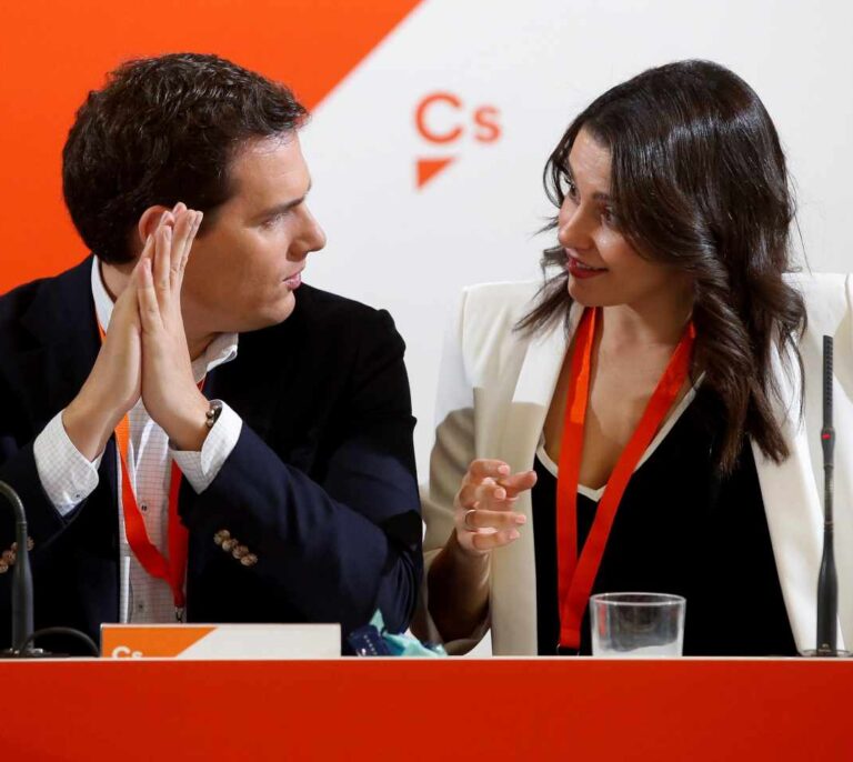 Las enmiendas de Arrimadas a la estrategia de Rivera