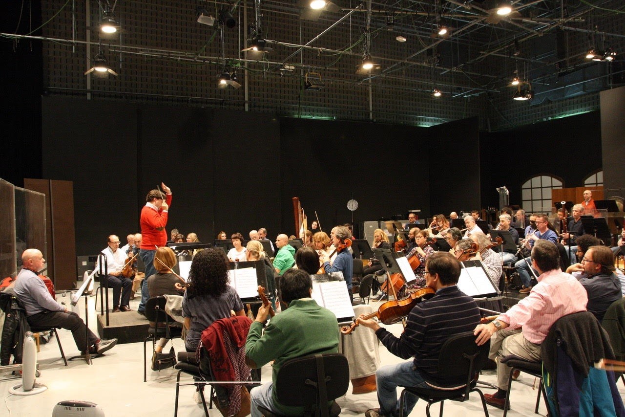 El director de la Sinfónica de Baleares dice que entre dos músicos con la misma nota, accederá el que sepa catalán