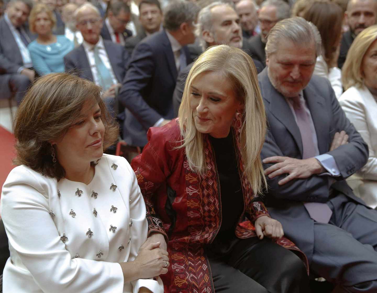 Saénz de Santamaría, Cifuentes y Méndez de Vigo en el Dos de Mayo de 2017