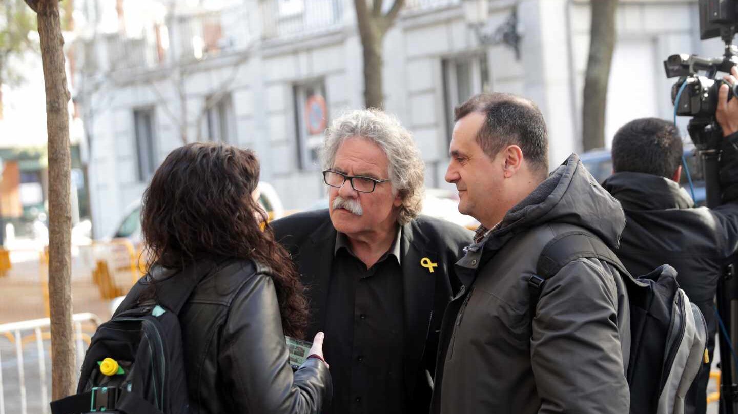 El diputado de ERC Joan Tardà, en las inmediaciones del Tribunal Supremo durante las declaraciones de Joaquim Forn, Raúl Romeva y Josep Rull.