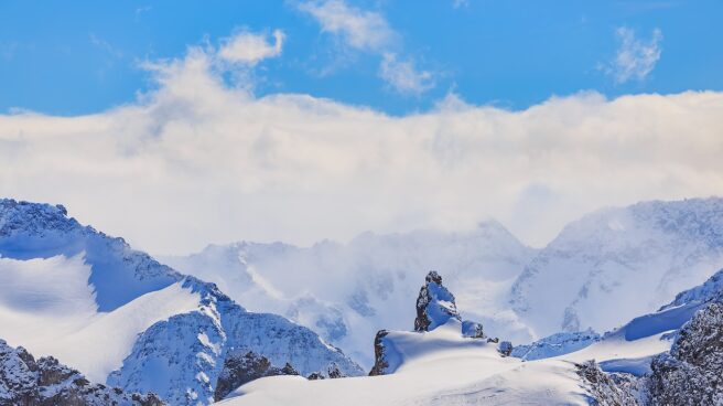 Mueren tres esquiadores españoles por una avalancha en Suiza