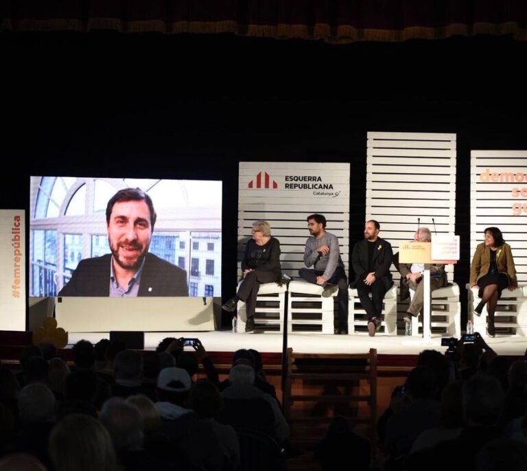 El PP pide al TC que prohíba cautelarmente el voto de Puigdemont y Comín