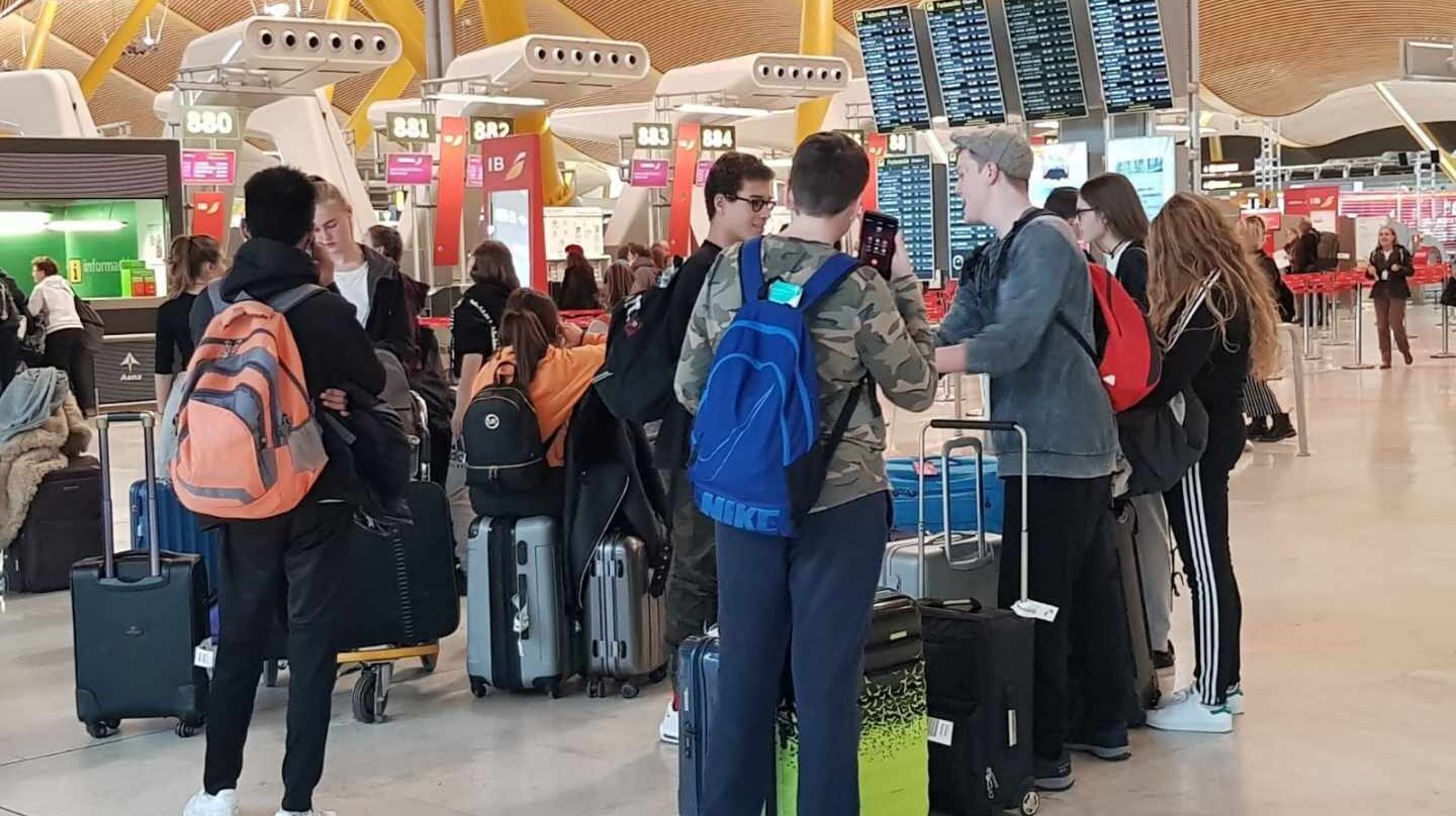 Turistas extranjeros en el aeropuerto de Barajas.