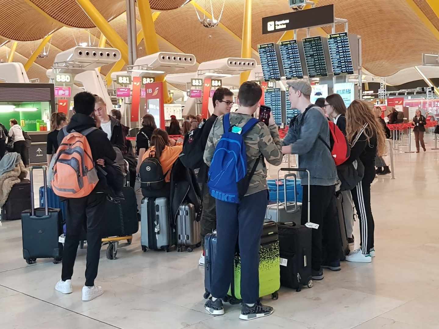 Turistas extranjeros en el aeropuerto de Barajas.