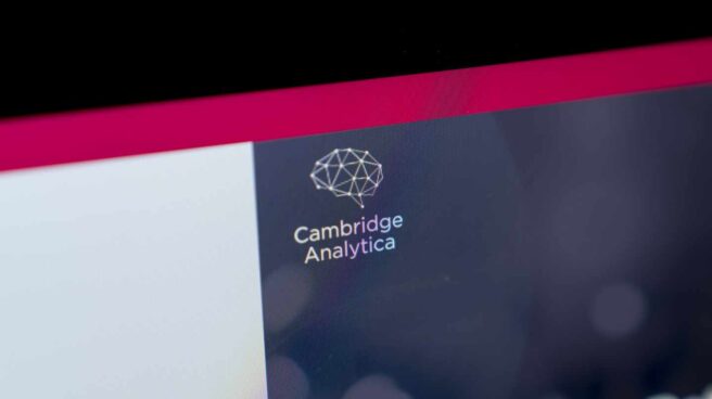cambridge_analytica Cambridge Analytica echa el cierre tras el escándalo de los datos de Facebook.
